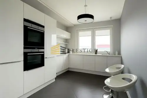 Warszawa ,  Jugosłowiańska   3