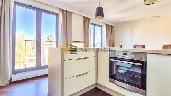 Warszawa ,  Czerniowiecka   4