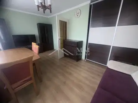 Ożarów mazowiecki ,  Obrońców Warszawy   8