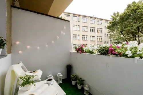  Warszawa   Adama Asnyka 