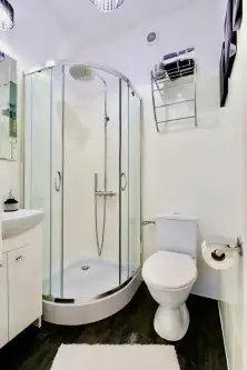 Warszawa ,  Adama Asnyka   4