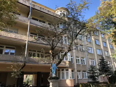 Warszawa ,  Adama Asnyka   6