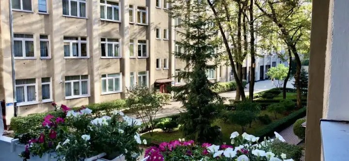 Warszawa ,  Adama Asnyka   7