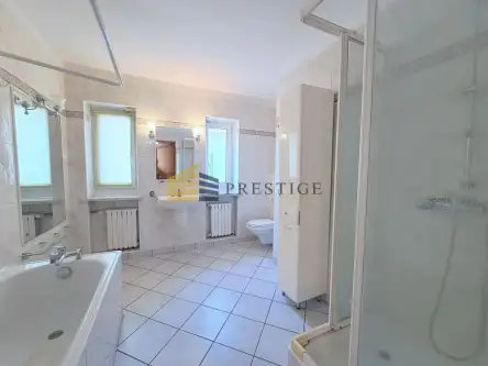 Warszawa ,  Rumiana   6