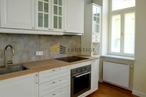 Warszawa ,  Stefana Okrzei   10