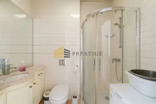 Warszawa ,  Warowna   6