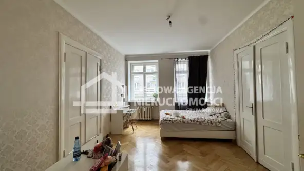 Gdynia ,  Świętojańska   2