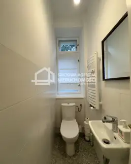 Gdynia ,  Świętojańska   7