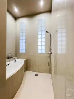 Gliwice ,  Aleja Wojciecha Korfantego   15