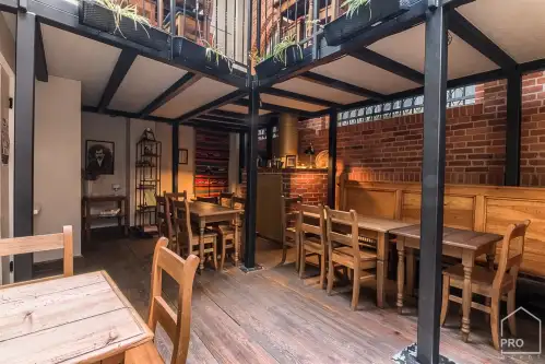 Gliwice ,  Dolnych Wałów   8