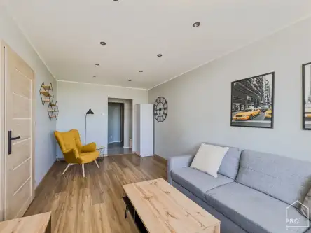 Katowice ,  Roździeńskiego   4