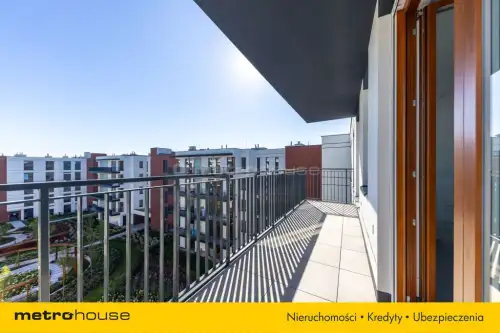 Warszawa ,  Holzera   19