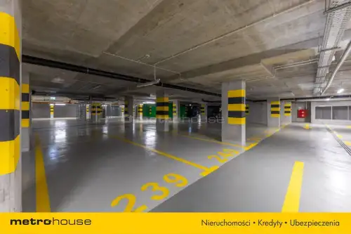 Warszawa ,  Holzera   20