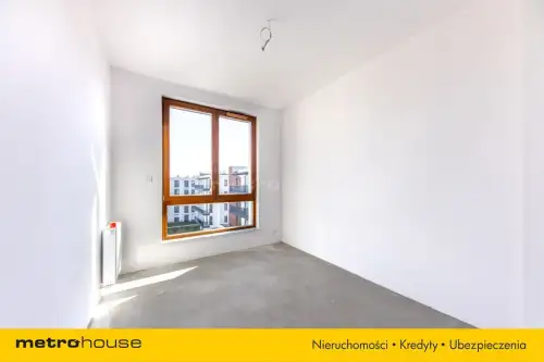 Warszawa ,  Holzera   29