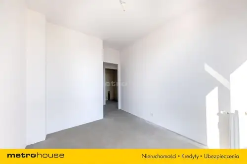 Warszawa ,  Holzera   32