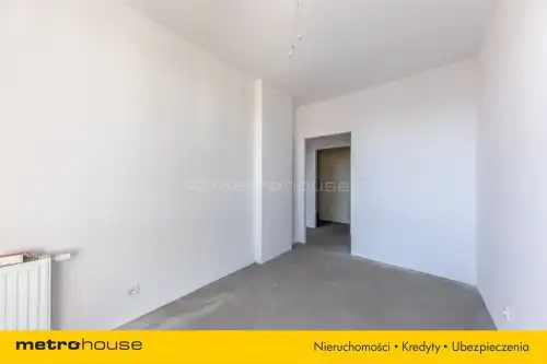 Warszawa ,  Holzera   7