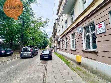 Łódź ,  Dębowa   16