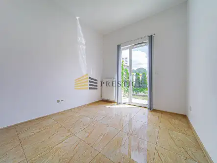 Warszawa ,  Lekka   4