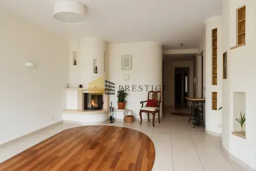 Warszawa ,  Urodzajna   2