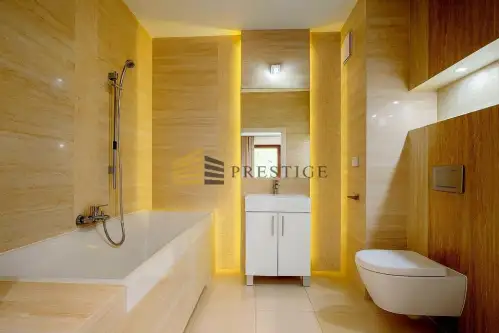 Warszawa ,  Grzybowska   10