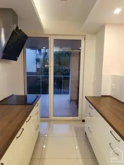 Gliwice ,  Szafirowa   5