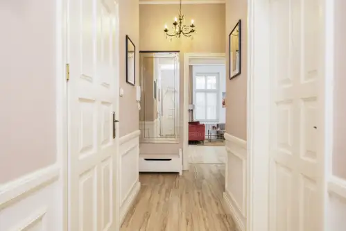 Poznań ,  Józefa Chełmońskiego   9