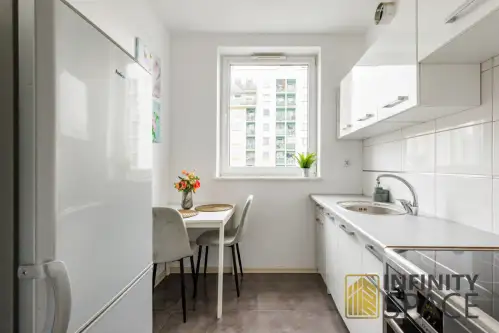 Warszawa ,  Aluzyjna   3