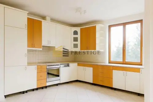 Warszawa ,  Płyćwiańska   7