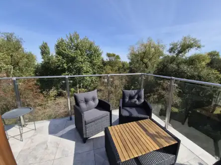 Warszawa ,  Prymasa Augusta Hlonda   4