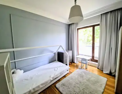 Warszawa ,  Prymasa Augusta Hlonda   8