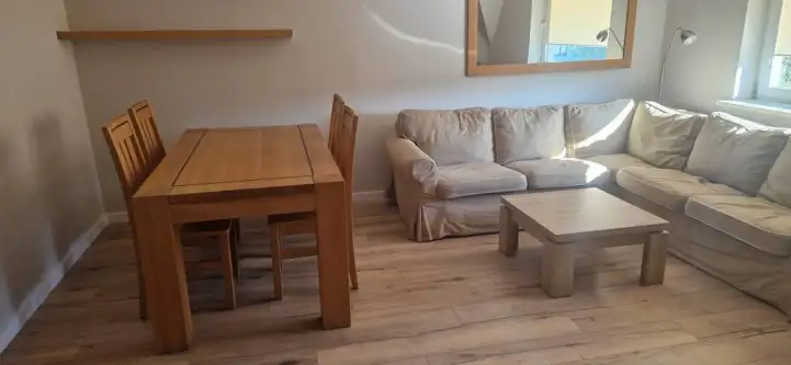 Warszawa ,  Włodarzewska   5