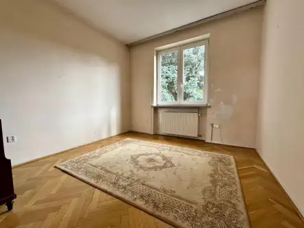 Warszawa ,  Czereśniowa   12