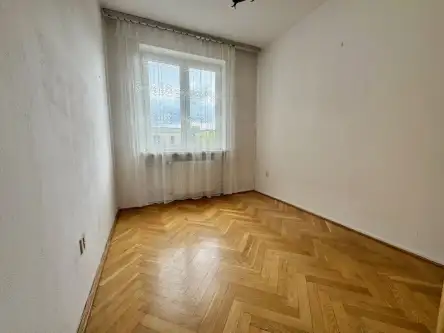 Warszawa ,  Czereśniowa   15