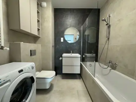 Warszawa ,  Oliwska   9