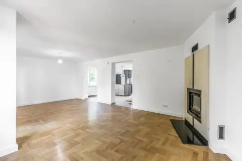 Lublin ,  Beskidzka   6