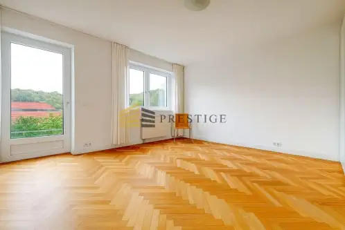 Konstancin-jeziorna ,  Królewska   13