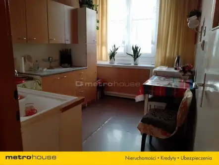 Chorzów ,  Kochanowskiego   4