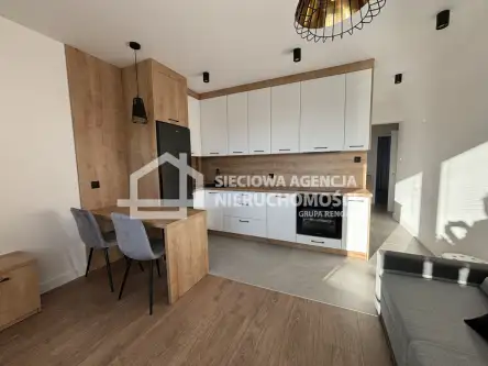 Rumia ,  Opolska   6