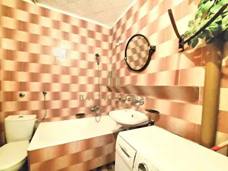 Gdynia ,  Rozewska   8