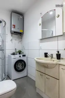 Kruszyn ,  Główna   10