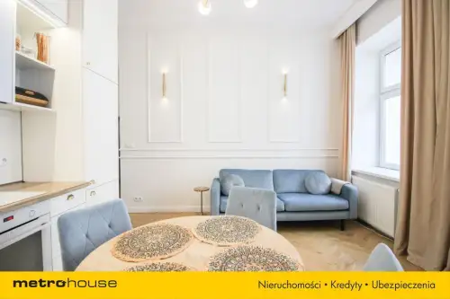 Pabianice ,  Pułaskiego   11