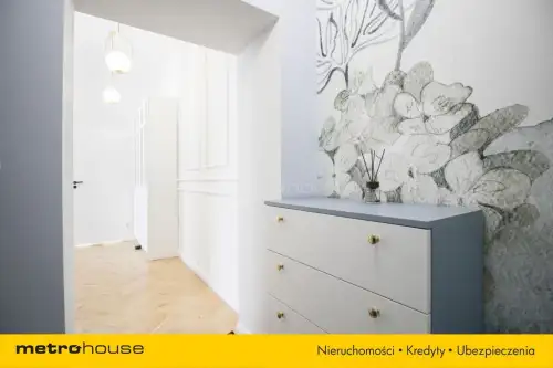 Pabianice ,  Pułaskiego   12