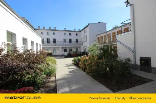 Pabianice ,  Pułaskiego   7