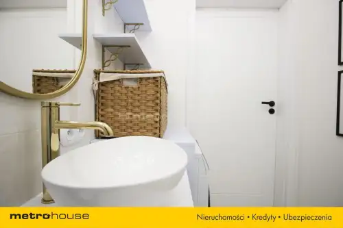 Pabianice ,  Pułaskiego   8