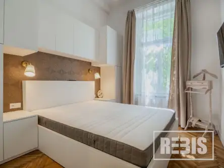 Kraków ,  Straszewskiego   5