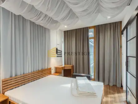 Warszawa ,  Kolejowa   9