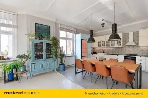 Toruń ,  Mickiewicza   2