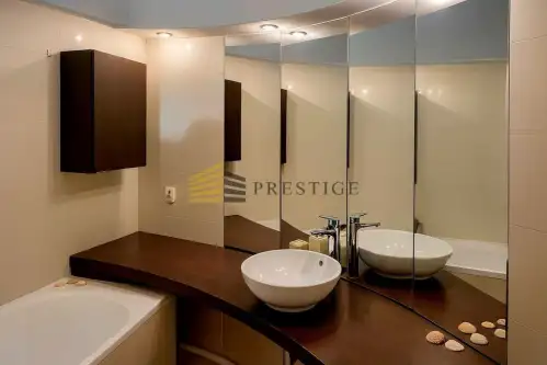 Warszawa ,  al. 3 Maja   5