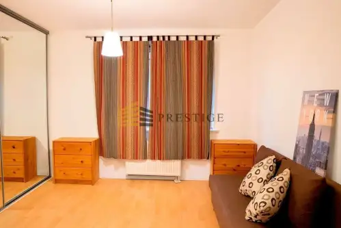 Warszawa ,  al. 3 Maja   7