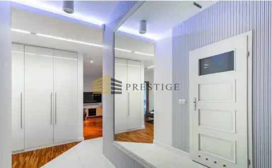 Warszawa ,  Leszczyńska   6